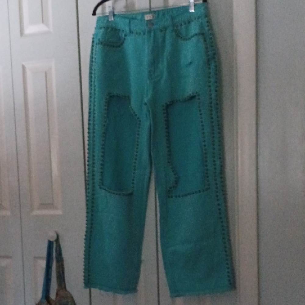 *NWOT* POL Turquoise Distressed Jeans with Cut-Outs & Rivets Sz Large